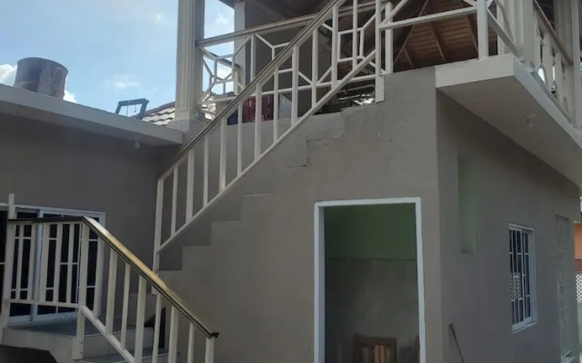 Serenity Oasis Apartment