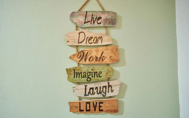 Riverside (with 3 Bedrooms) by JC