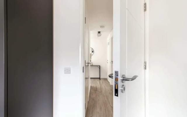 Finsbury Park Retreat: Modern Comfort