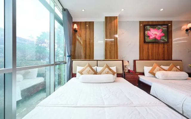 Ly Ly Hotel
