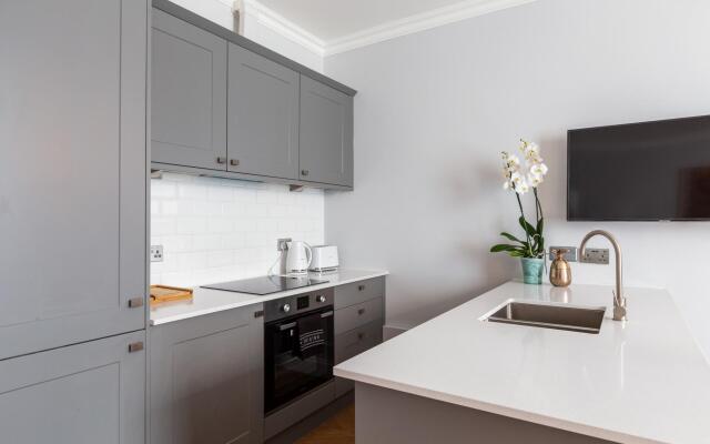 Pembridge Beautiful Garden Flat in Notting Hill
