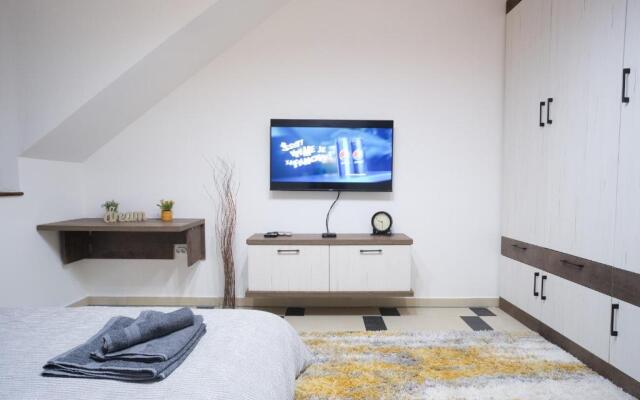 Apartman Lola 2