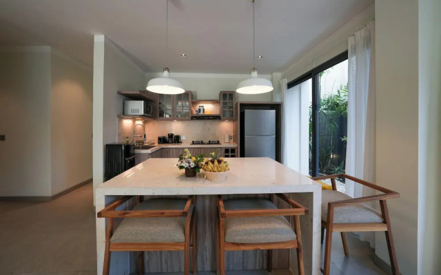 Twin Villas Drupadi 8Br Seminyak