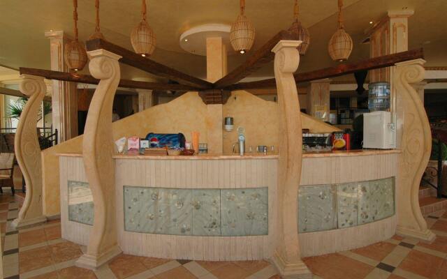 Royal Bay Hotel – All Inclusive