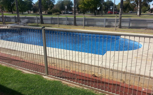 Sunraysia Motel & Holiday Apartments