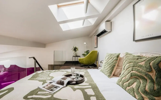 Eclectic Violet - LoftAffair