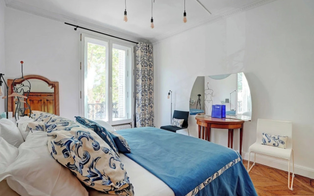 Charming Apartment - 4BR -10p- Madeleine