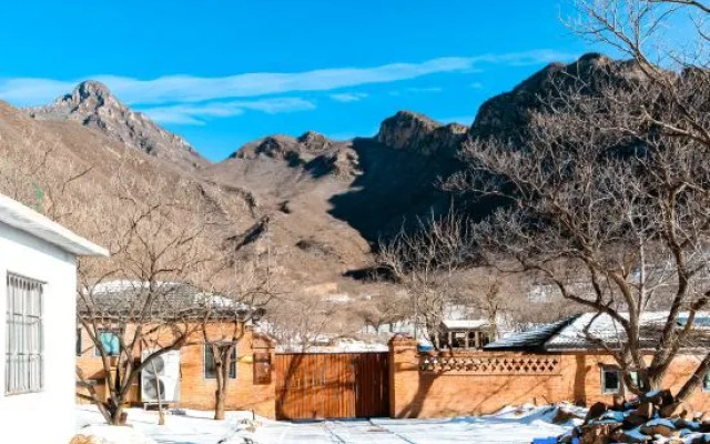 Beijing Jungle Wild Luxury Resort