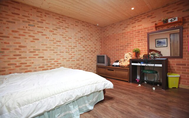 Yongin Tree's Story Pension
