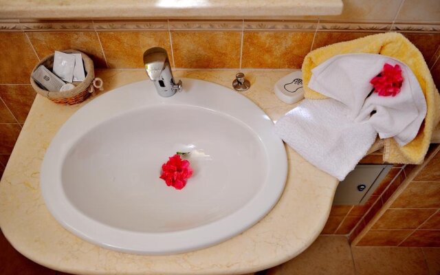 Hotel Hr Costa Rei