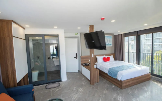 Lake View Hotel
