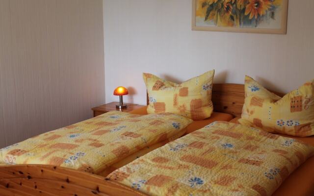 Charming Bungalow in Dranske near Baltic Sea