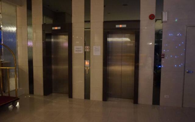West Avenue Suites