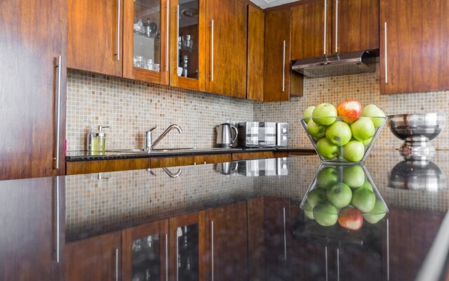 City Nights Holiday Homes- 8 BLVD Walk Tower