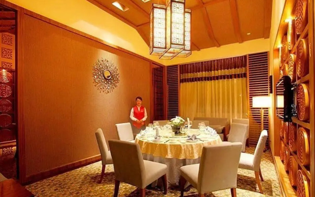 HUIFENG