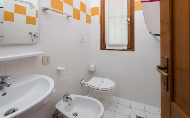 Spacious bungalow with two bathrooms on the Adriatic coast