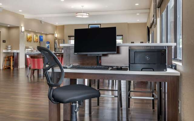 Comfort Suites Pell City I-20 exit 158