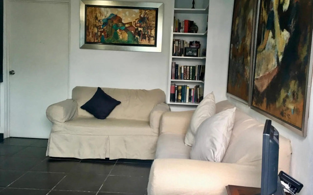 Hostal La Casita De Los Pajaros