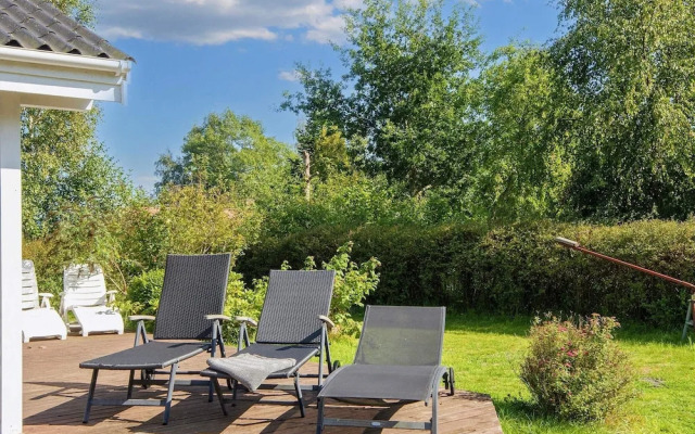 Serene Holiday Home in Juelsminde near Beach
