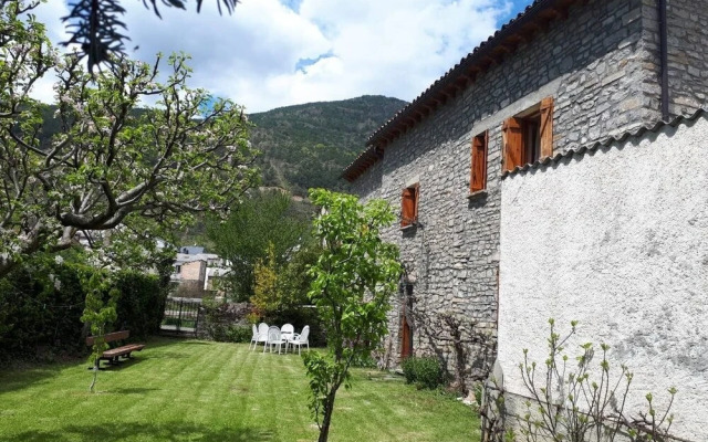 Cirjuana by Keywii. 8paxs. Biescas