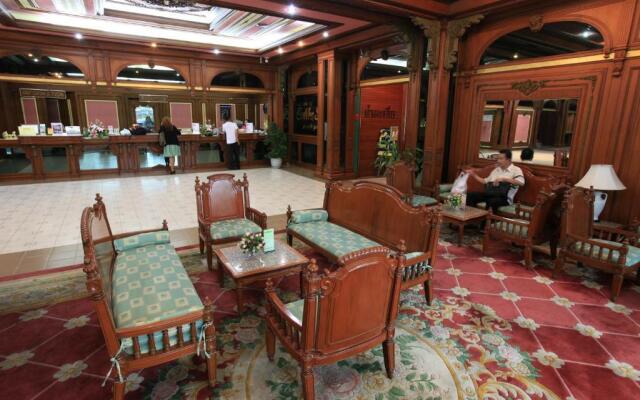 Mido Hotel