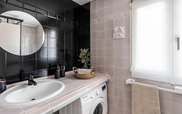 Minore - 1 Bedroom Penthouse and Terrace in Chueca