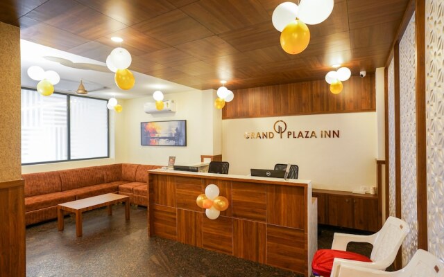 Grand Plaza Inn