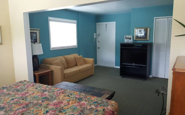 Hontoon Landing Resort & Marina