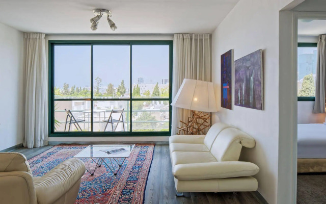 Diaghilev Live Art Suites