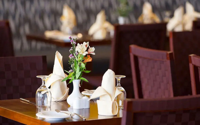 Reefs Edge Hotel
