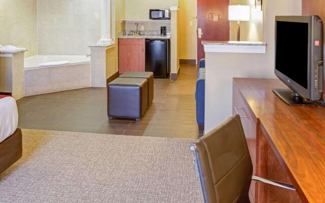 Comfort Suites Newark - Harrison