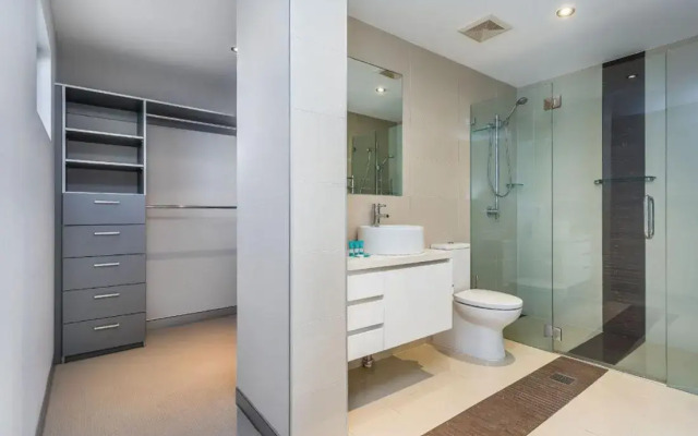 Redvue Apartments