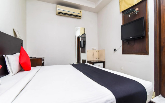 Oyo Rooms Lajpat Nagar Market