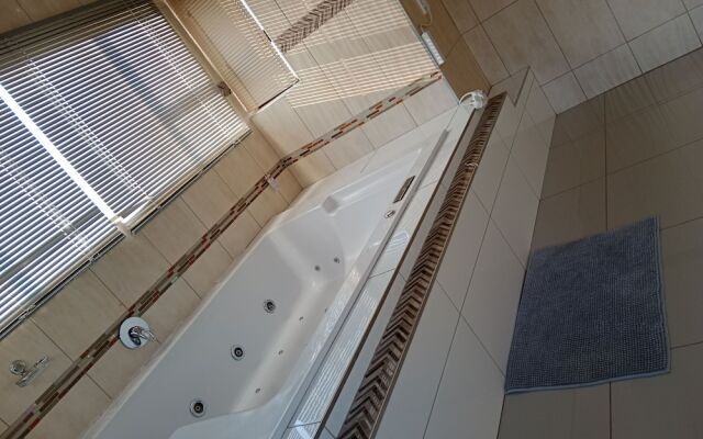 Dineos Lodge and Spa