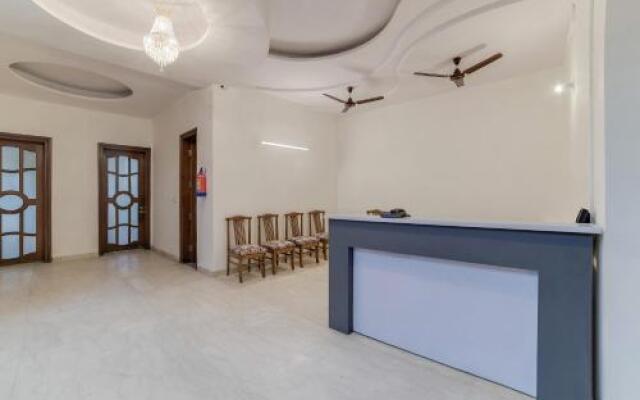 OYO 28853 Harkesh Residency