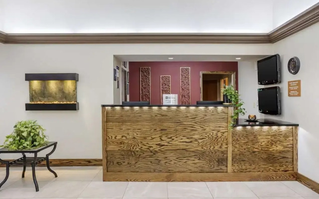 Best Western Inn at Blakeslee-Pocono