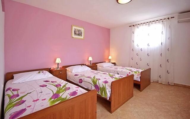 Apartments Alice Green Oasis -