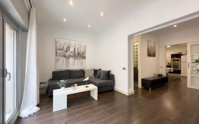 Key Sagrada Família & Park Guell Apartment