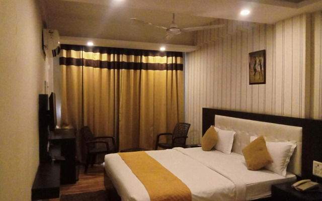 Paradise Ganga - A River Side Hotel