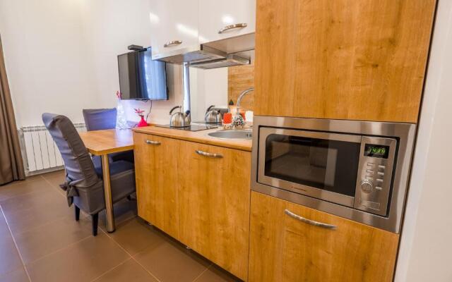 Luxury Apartments on Central Avenue