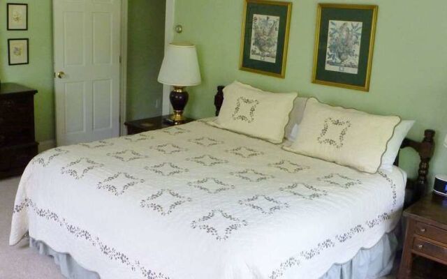 The Trumbull House Bed and Breakfast