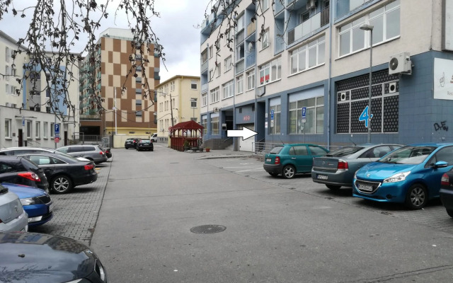 Cozy apartment btw centre and airport - Private host - No invoice