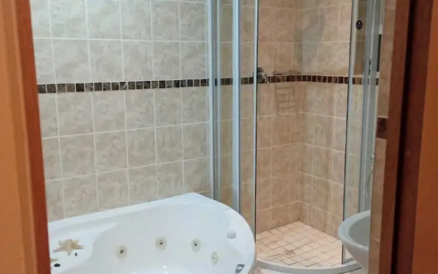 Beautiful House Fully up for Rental
