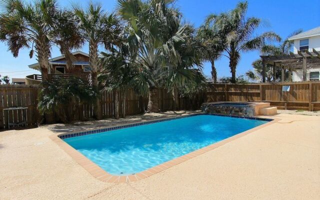 Groff's Getaway 646 by RedAwning