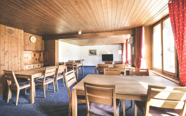 Hotel Alpina