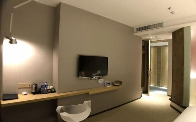 Yuandian Theme Hotel