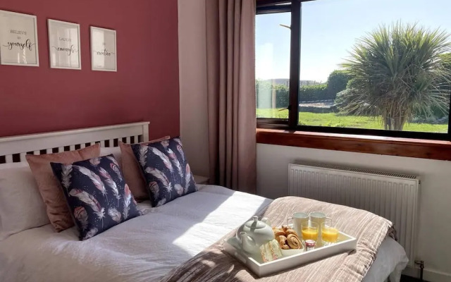 Immaculate 5 Bedroom House Outside Stornoway