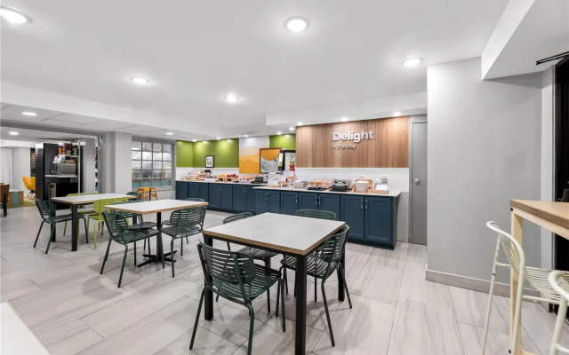 Spark by Hilton Biloxi Ocean Springs