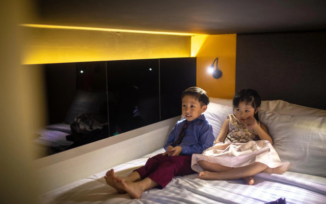 CUBE Family Boutique Capsule Hotel