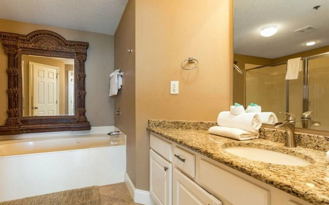 Palacio 501 by Meyer Vacation Rentals